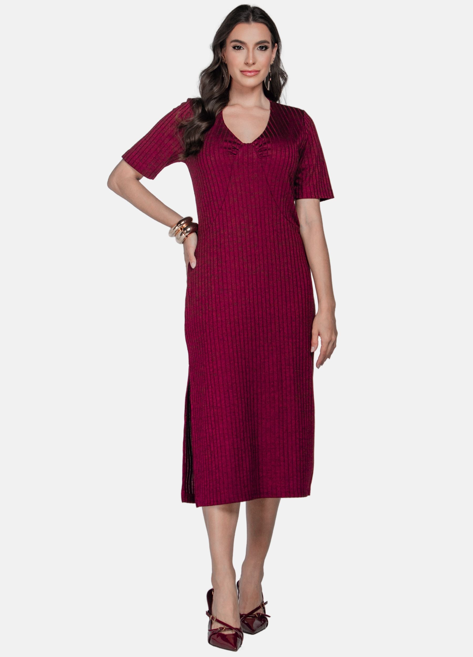 VESTIDO MIDI COM FRANZIDO NO BUSTO