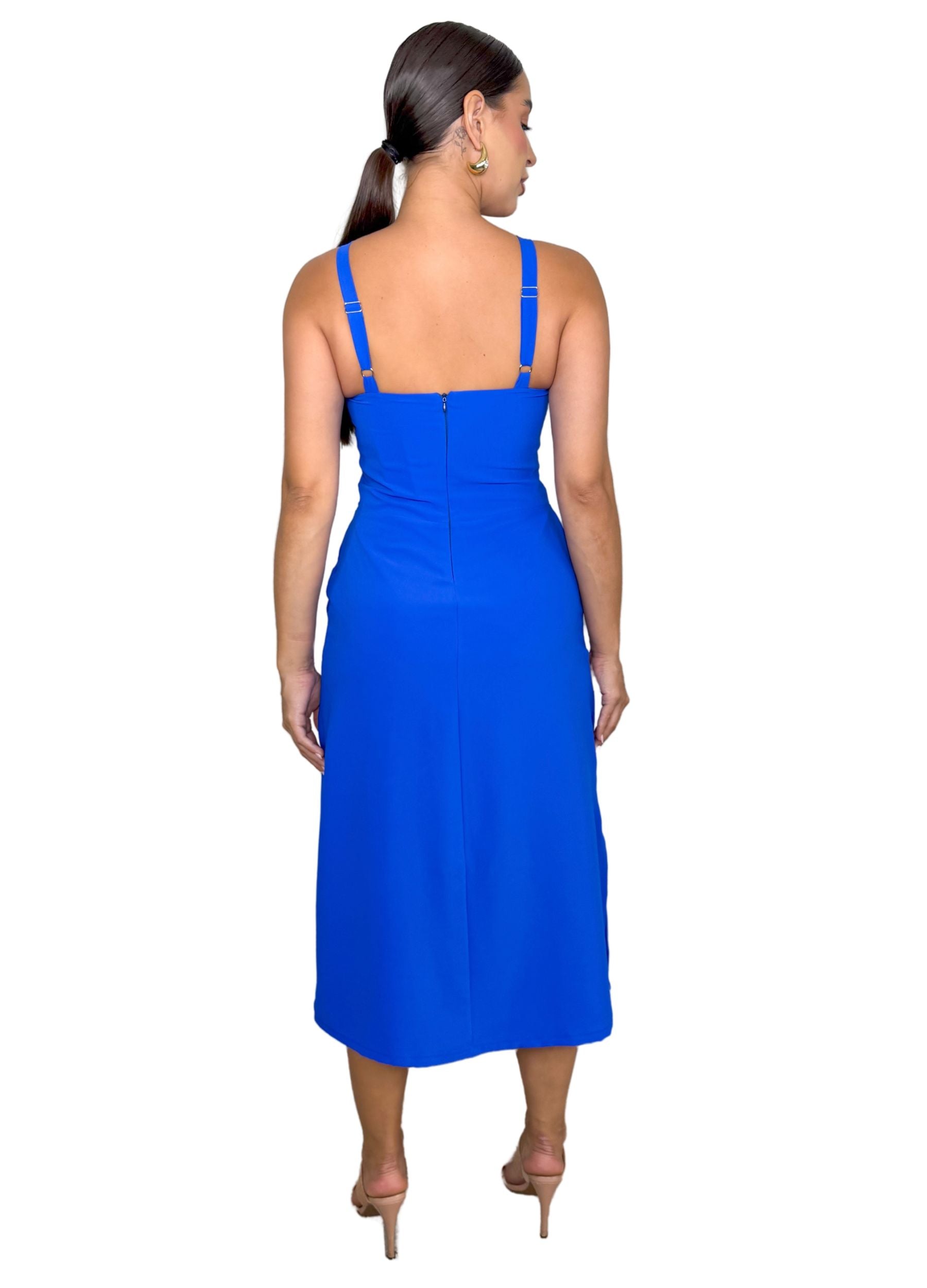 VESTIDO MIDI COM AMARRAÇÃO E BOLSO