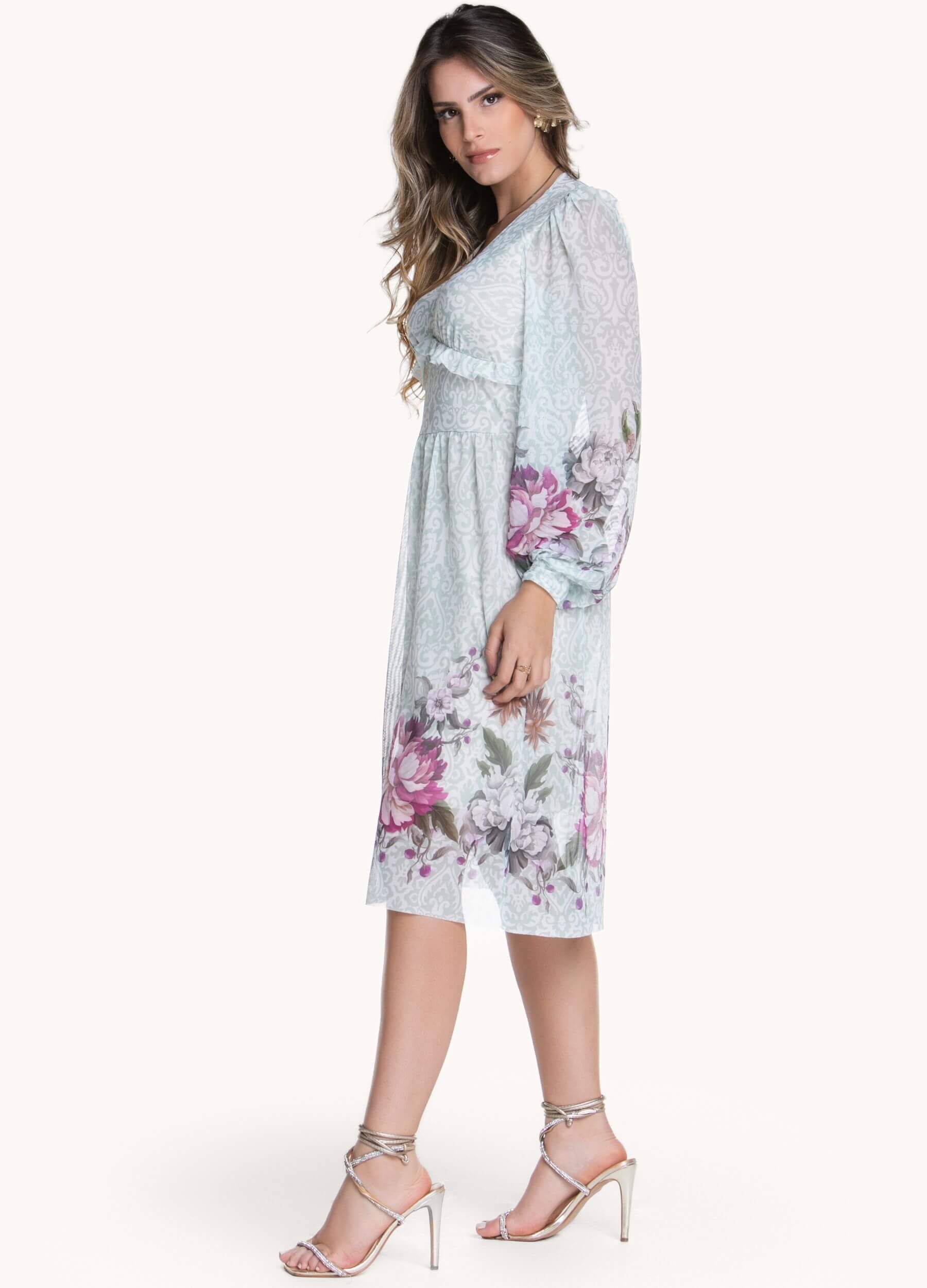 VESTIDO CURTO DE TULE COM BARRADO