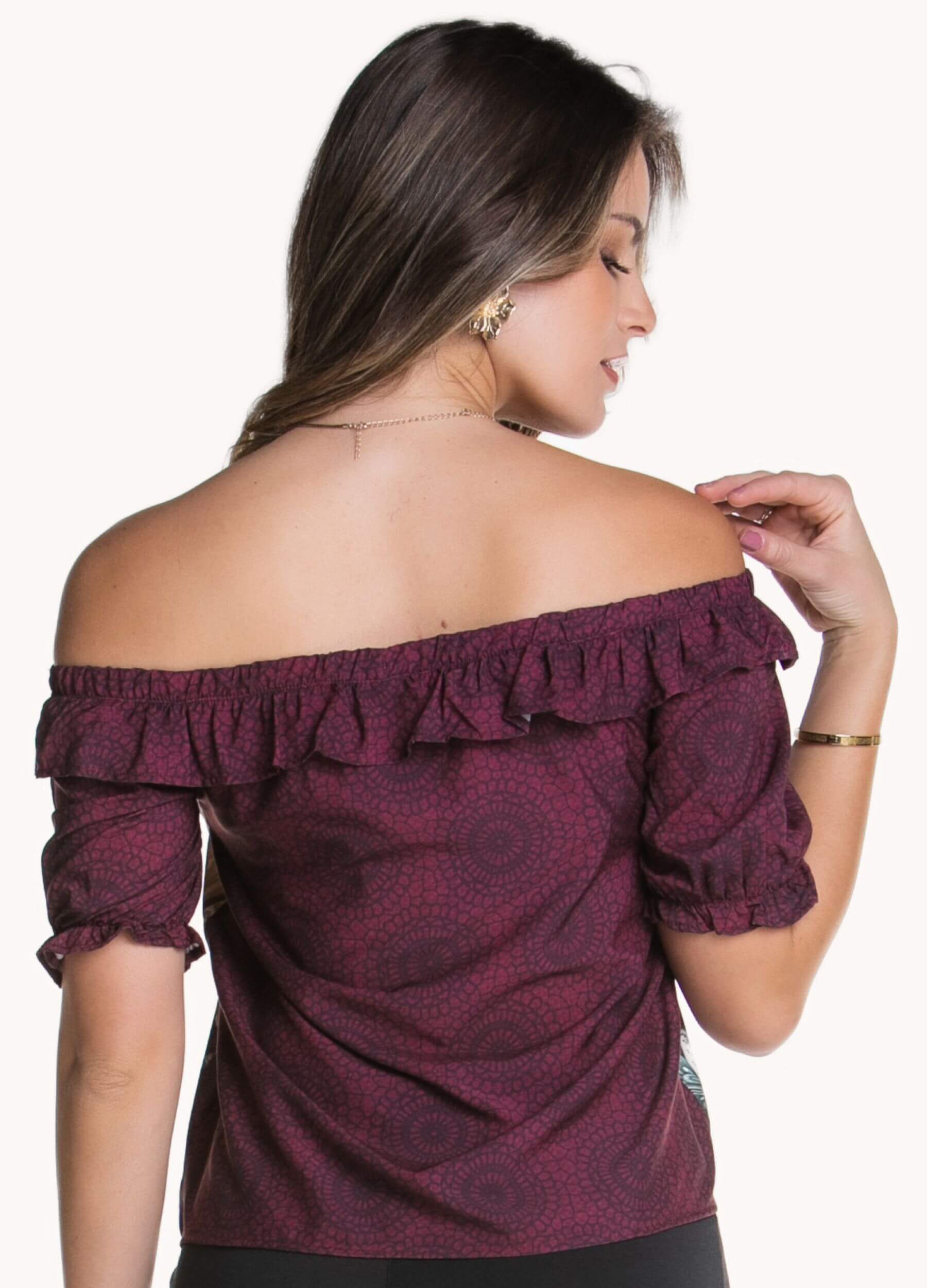 BLUSA FEMININA OMBRO A OMBRO COM BABADO