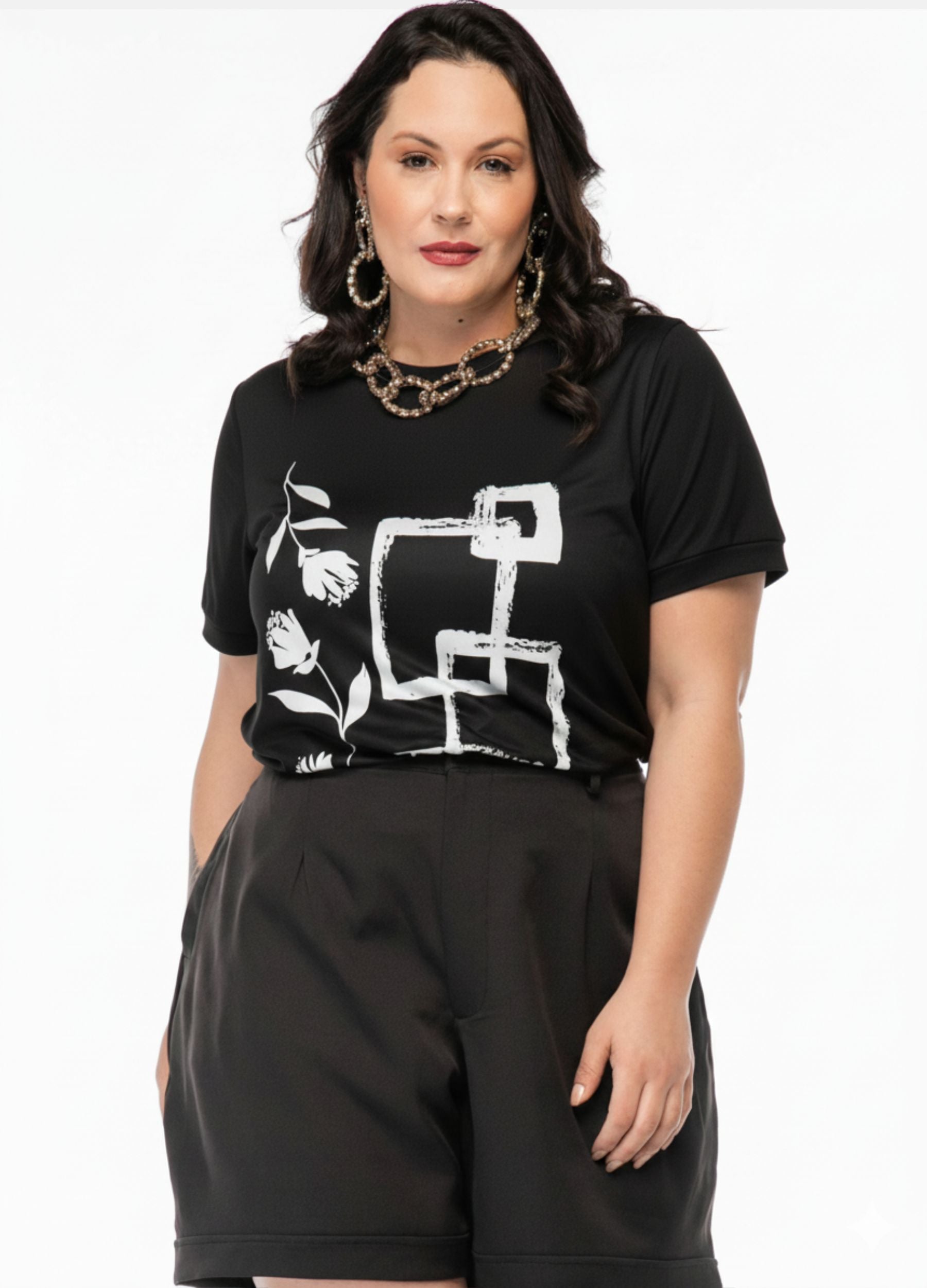 T-SHIRT C/ DETALHE DE TULE