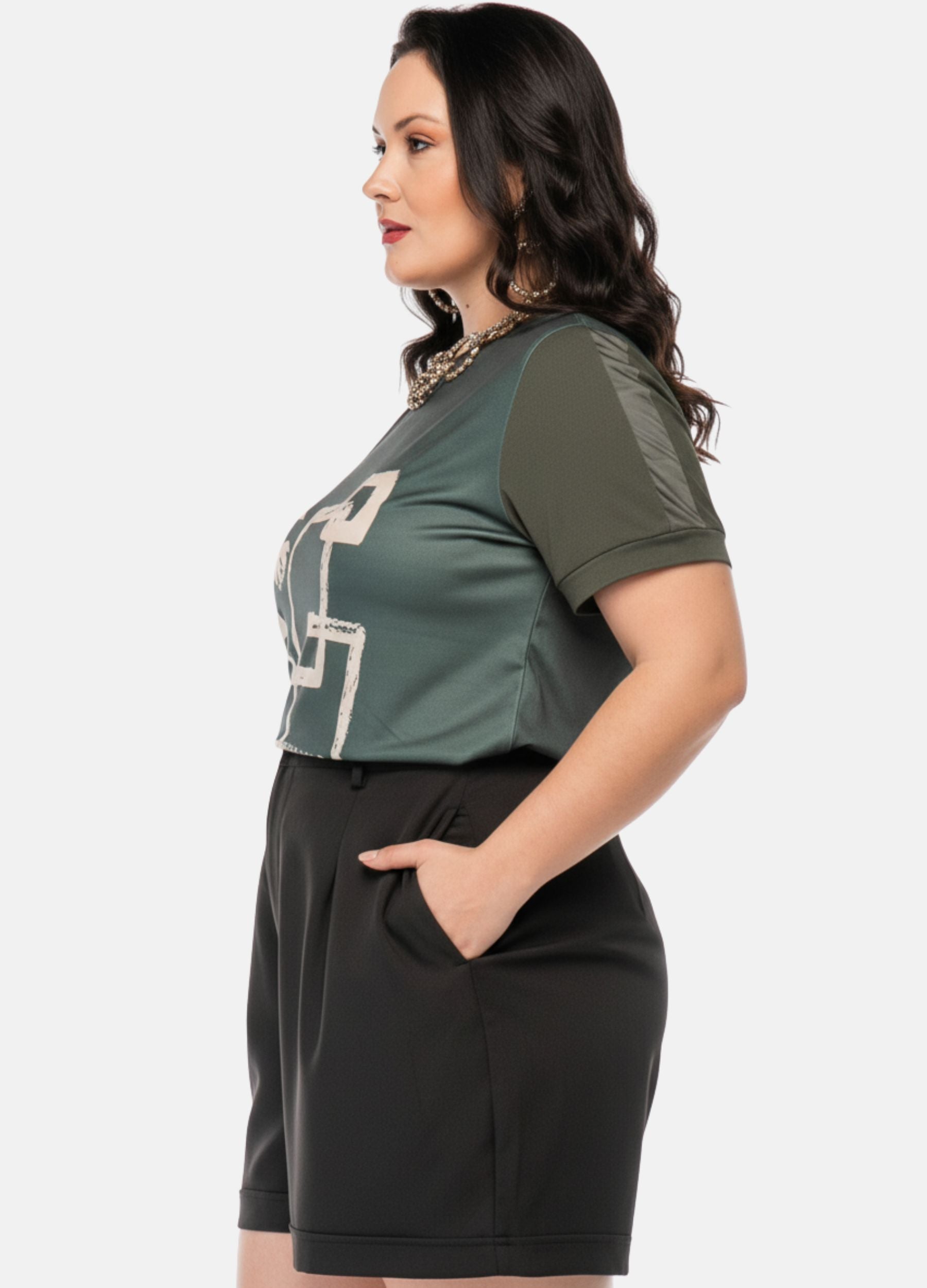 T-SHIRT C/ DETALHE DE TULE