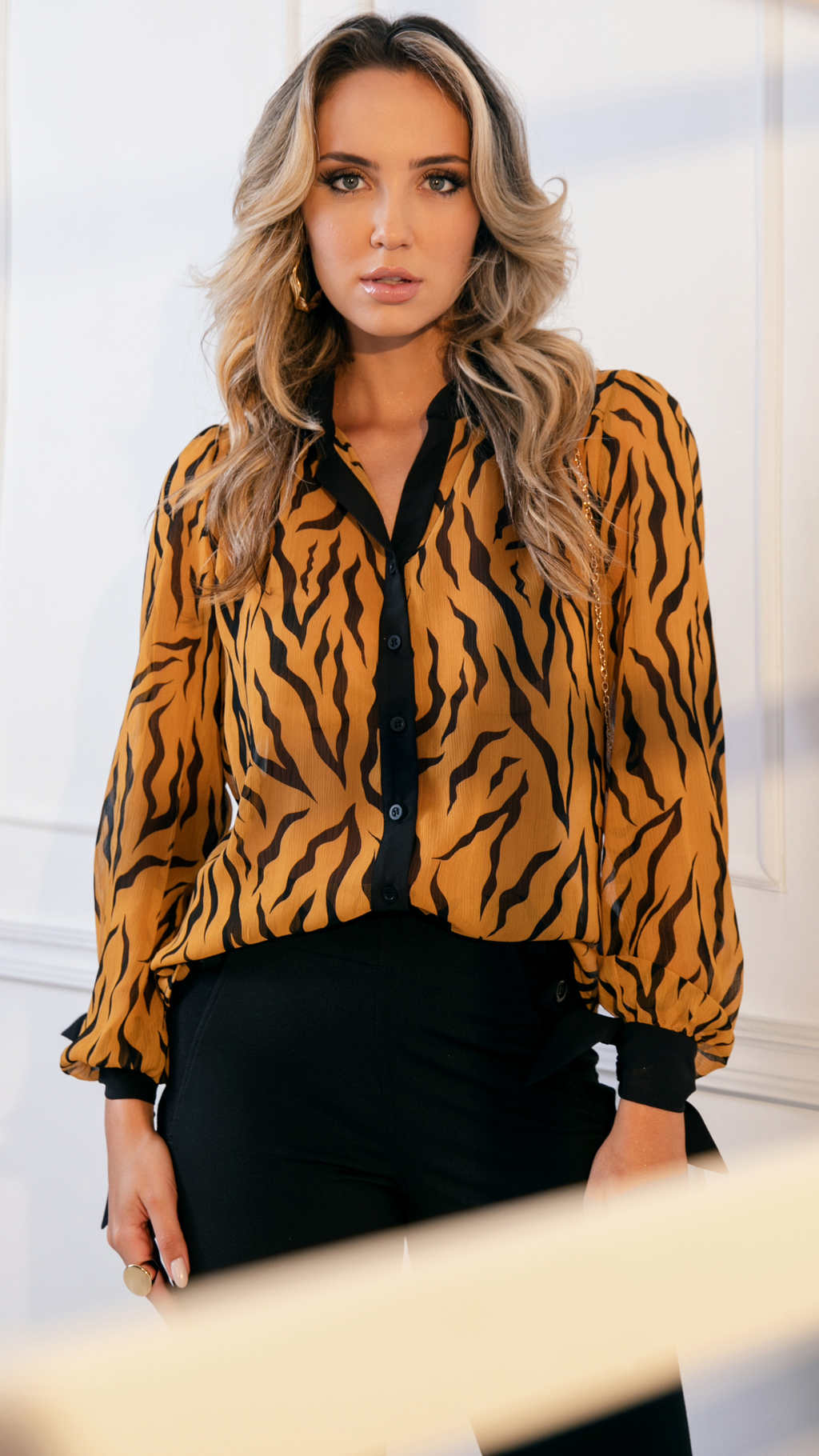 CAMISA FEMININA CHIFFON ANIMAL PRINT