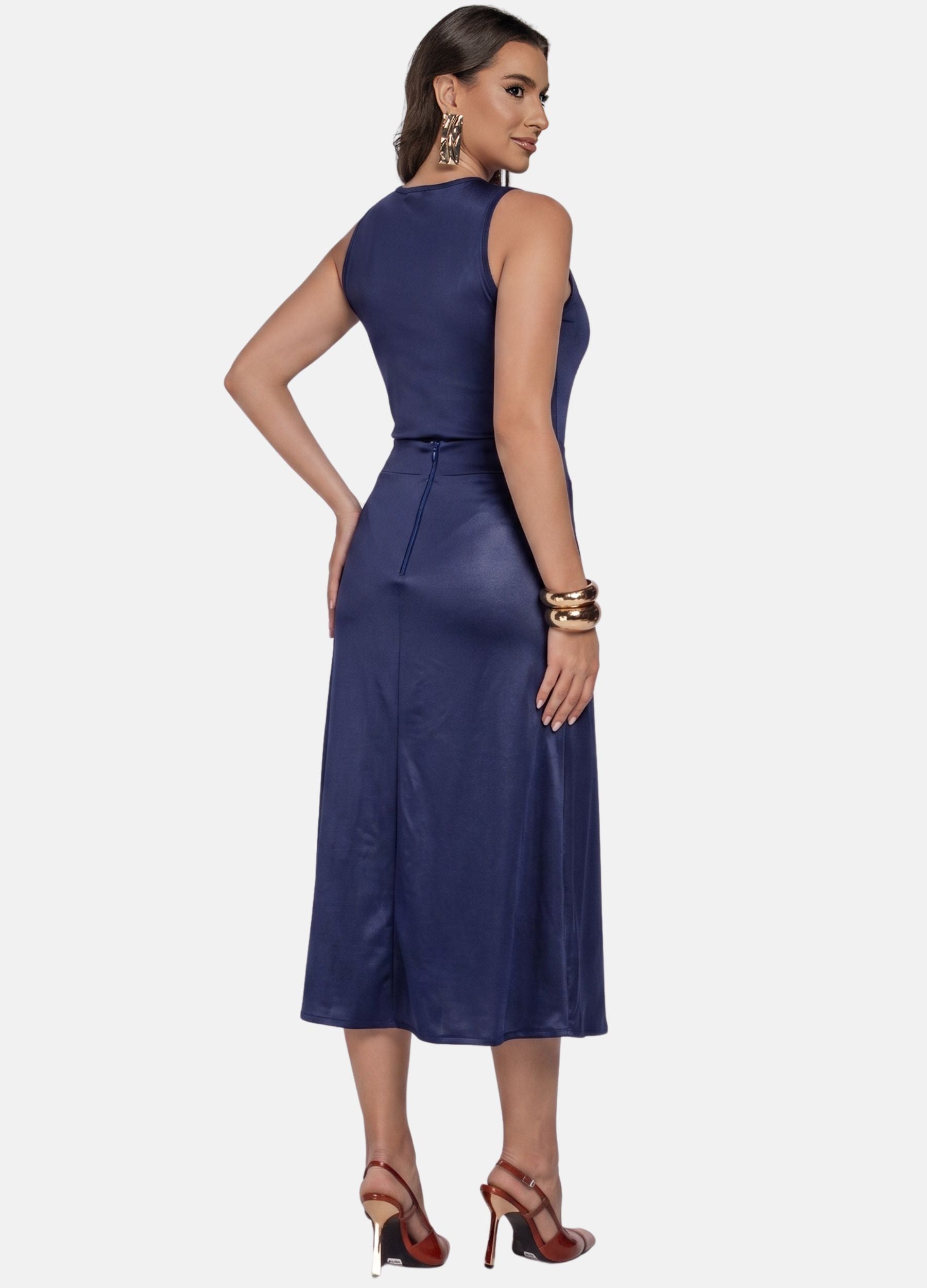 CONJUNTO FEMININO SAIA MIDI E BLUSA DE CIRRÊ