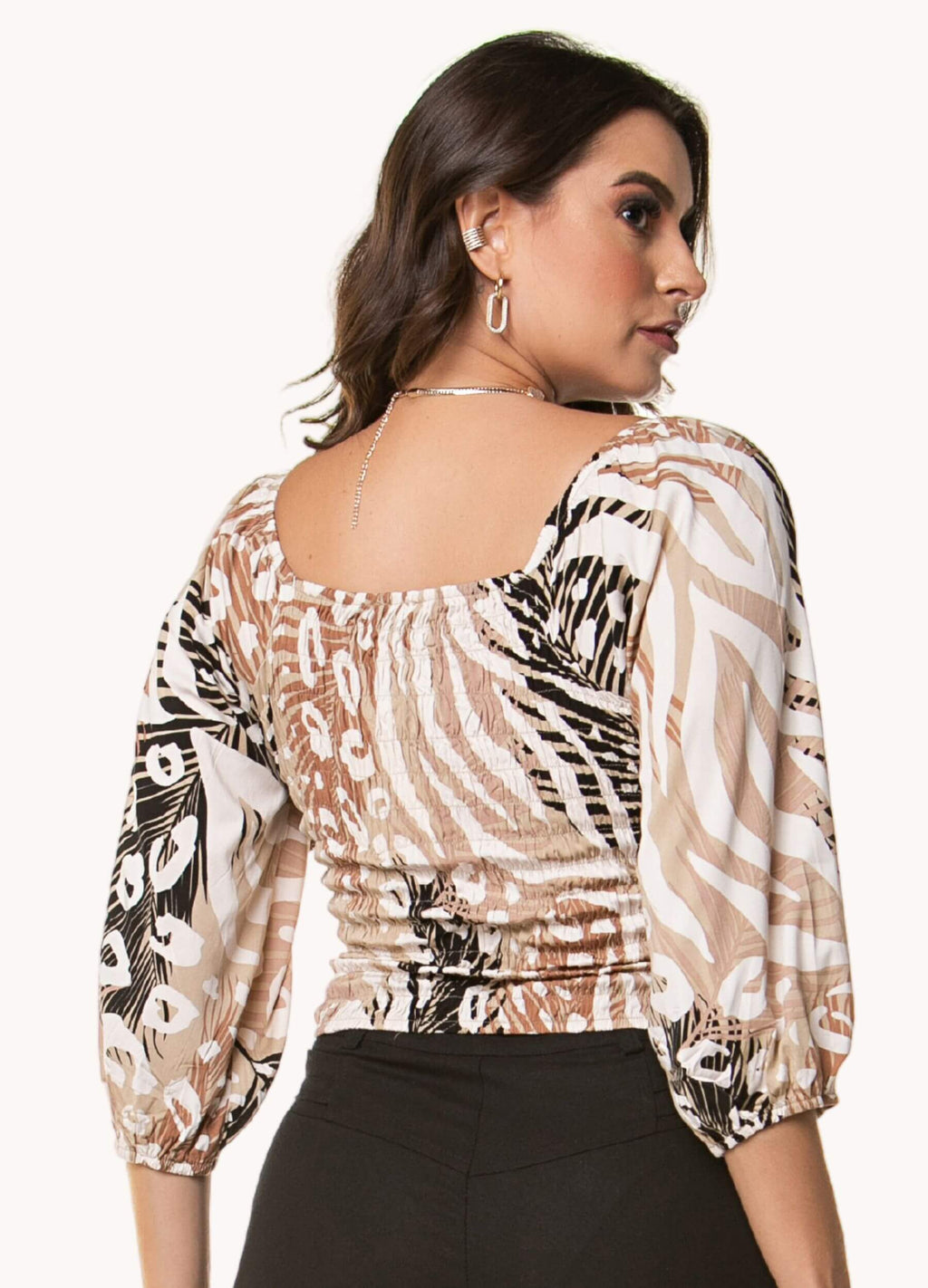 BLUSA COM BOJO FRANZIDO