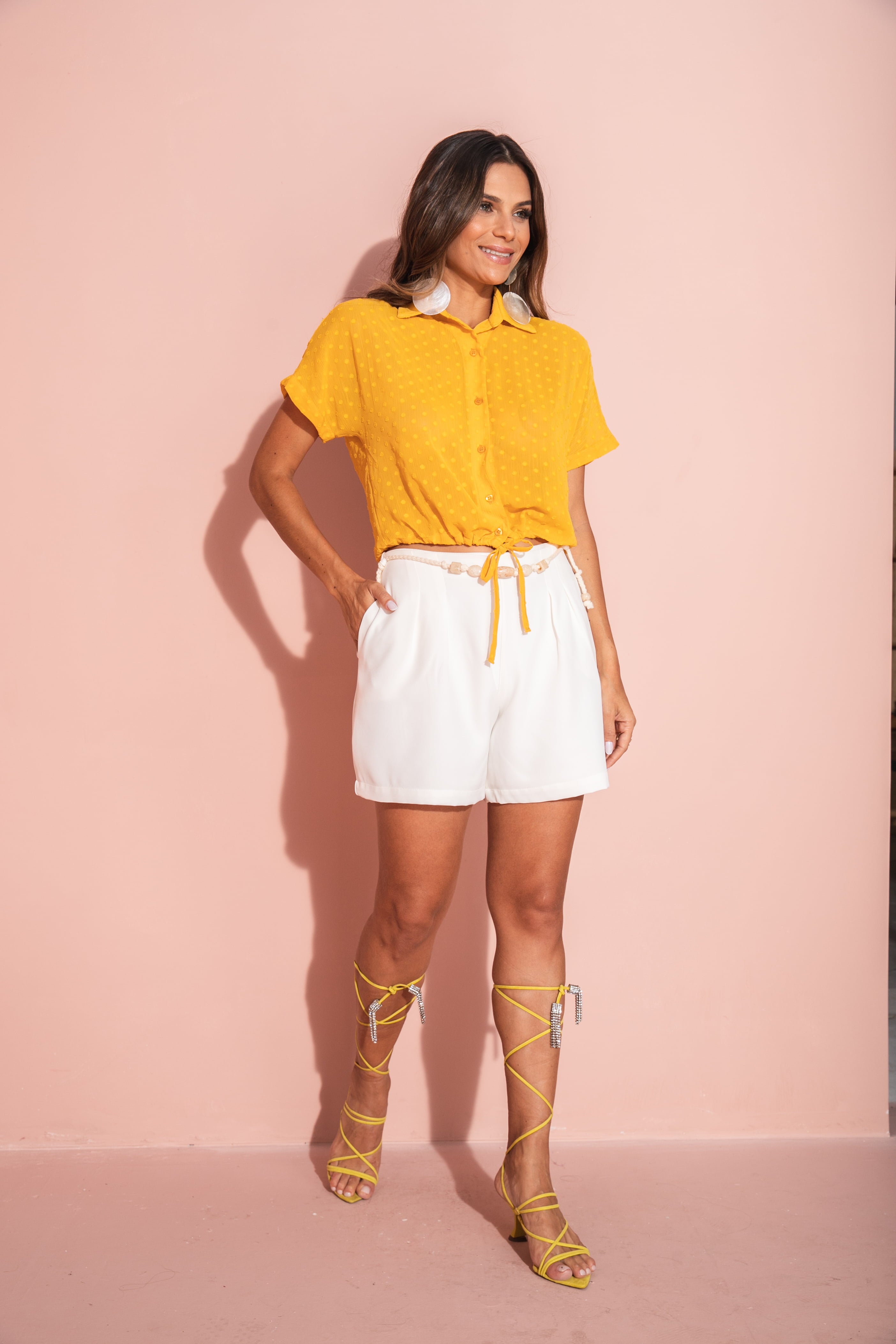 Amarelo
