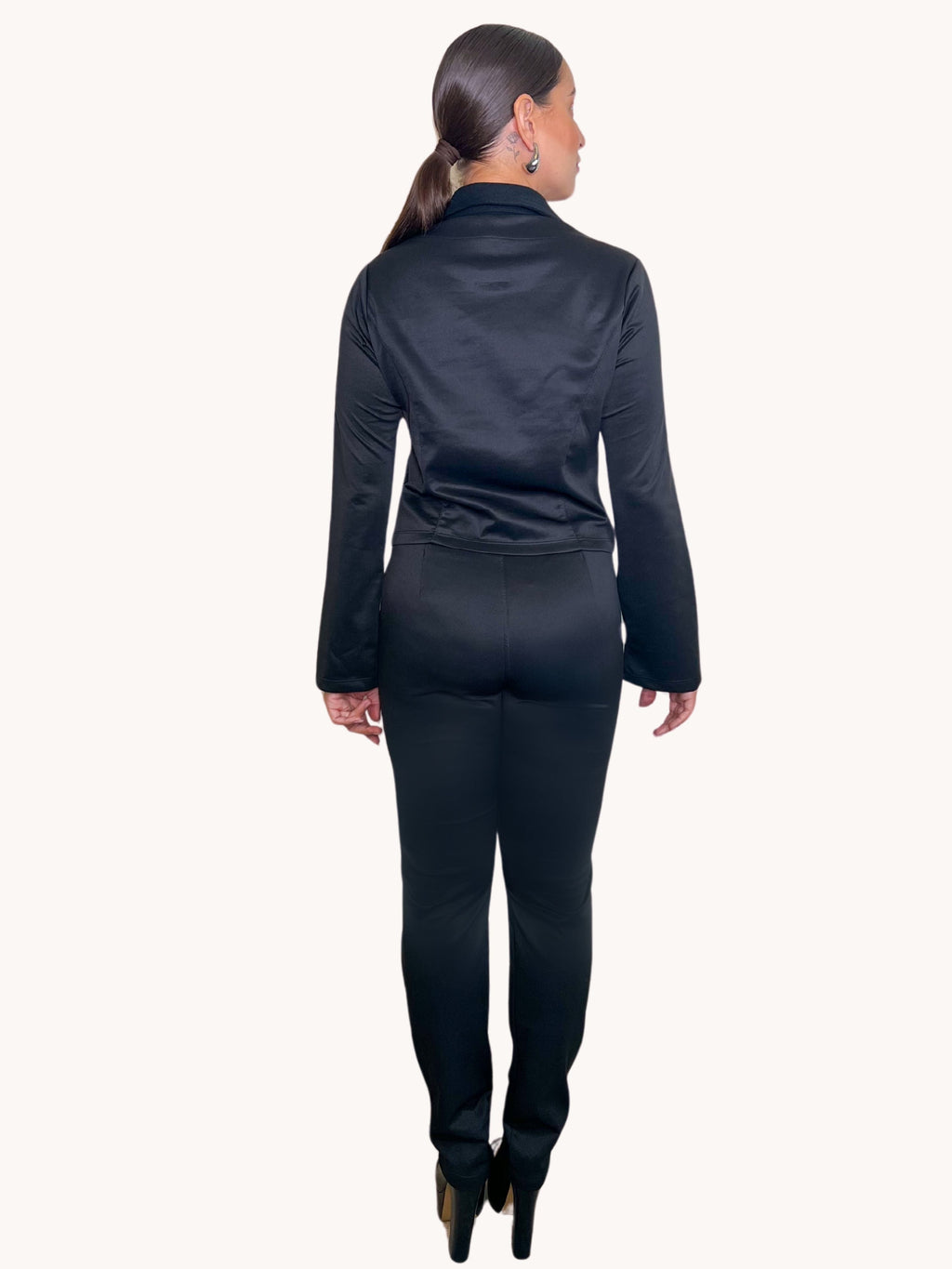 CALÇA FEMININA SKINNING RISCA DE GIZ
