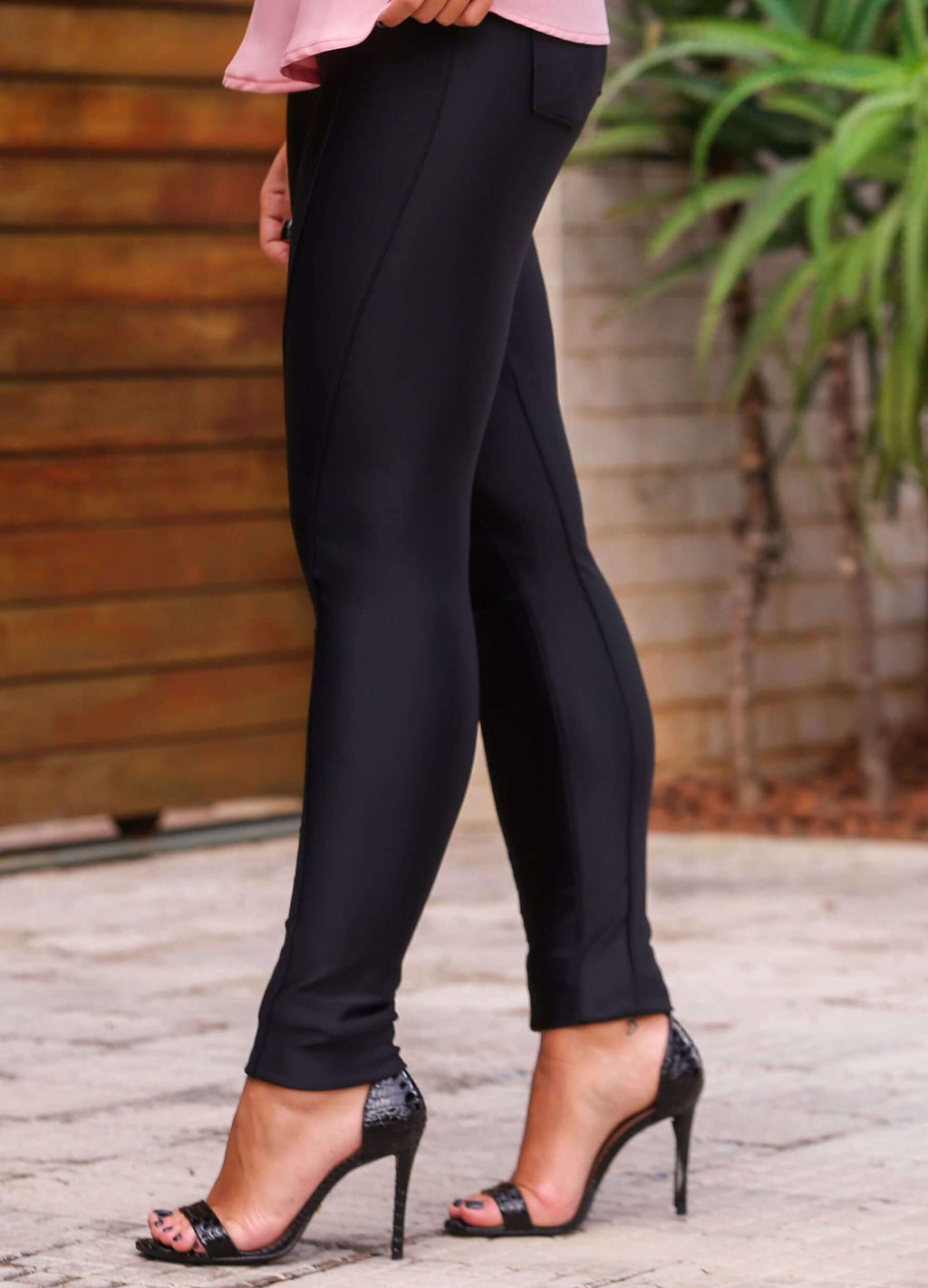 CALÇA LARA